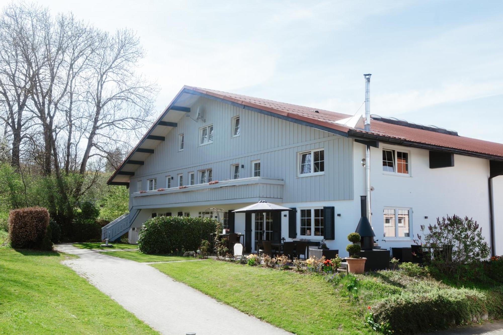 Апартаменты Gut Buchenhof Buchenberg  Экстерьер фото